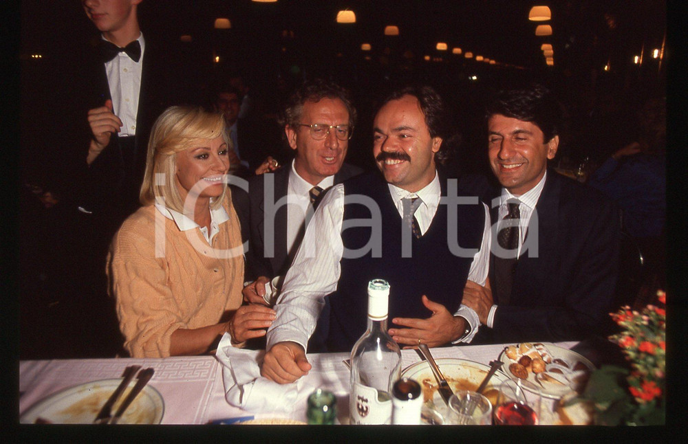 35mm vintage slide* 1990 TELEVISIONE Raffaella CARRA' con Michele MIRABELLA 