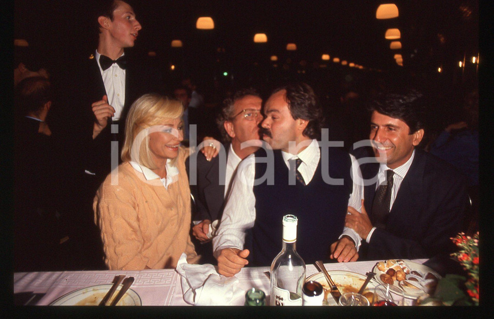 35mm vintage slide* 1990 TELEVISIONE Raffaella CARRA' con Gianni IPPOLITI 