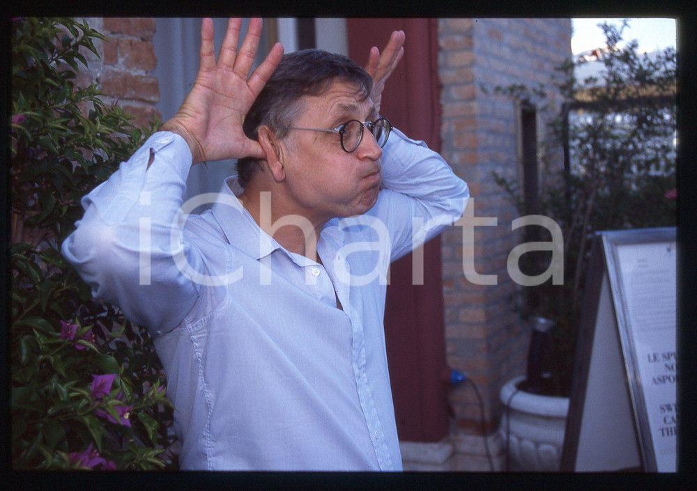 35mm vintage slide* 1992 VENEZIA - Jiri MENZEL ritratto curioso del regista 