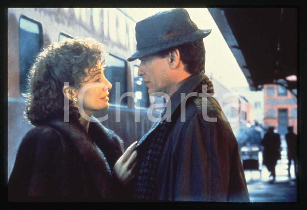 35mm vintage slide* 1990 Film LOVE AT LARGE - Anne ARCHER e Tom BERENGER
