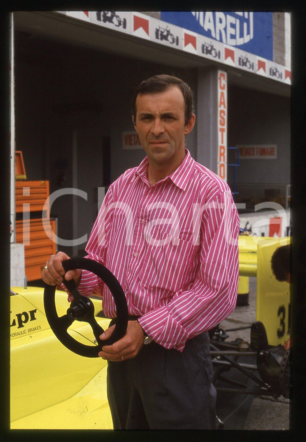 35mm vintage slide* 1985ca MONZA FORMULA 1 - Enzo COLONI ritratto ai box (10)