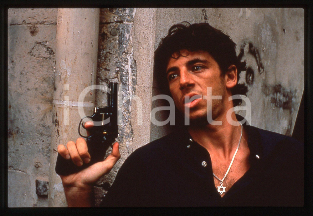 Fotografia d epoca originale 35mm vintage slide 1989 Film L UNION SACREE  Patrick BRUEL in una scena 1