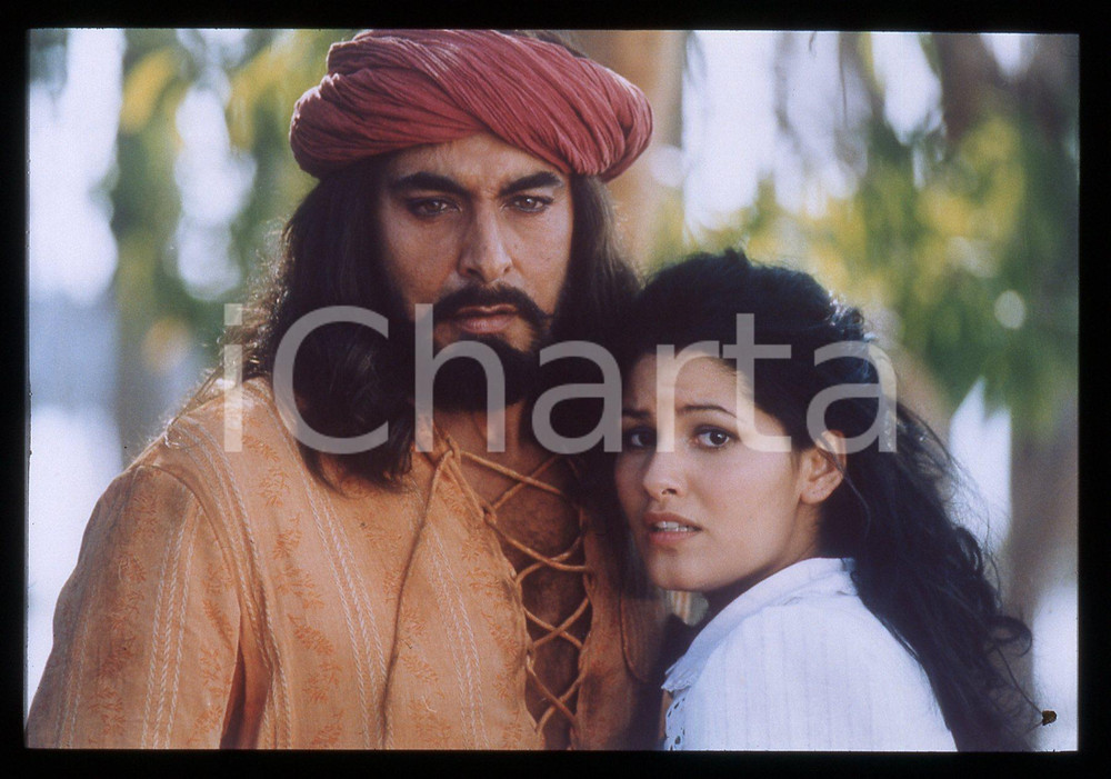 Fotografia d epoca originale 35mm vintage slide 1996 IL RITORNO DI SANDOKAN  Kabir BEDI e Mandala TAYDE 1