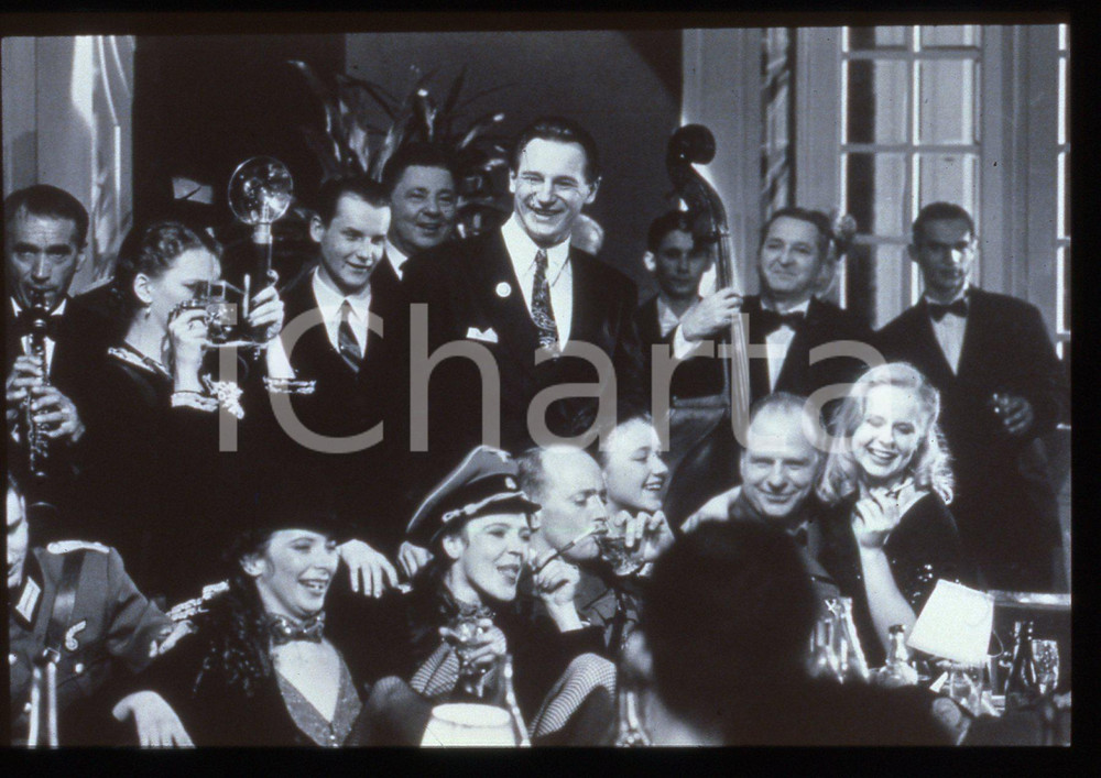 35mm vintage slide* 1993 SCHINDLER'S LIST - Liam NEESON in una scena del film