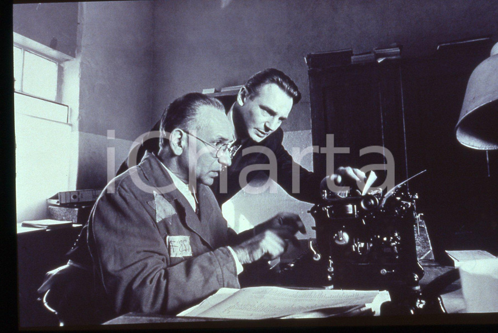 35mm vintage slide* 1993 Film SCHINDLER'S LIST - Liam NEESON e Ben KINGSLEY