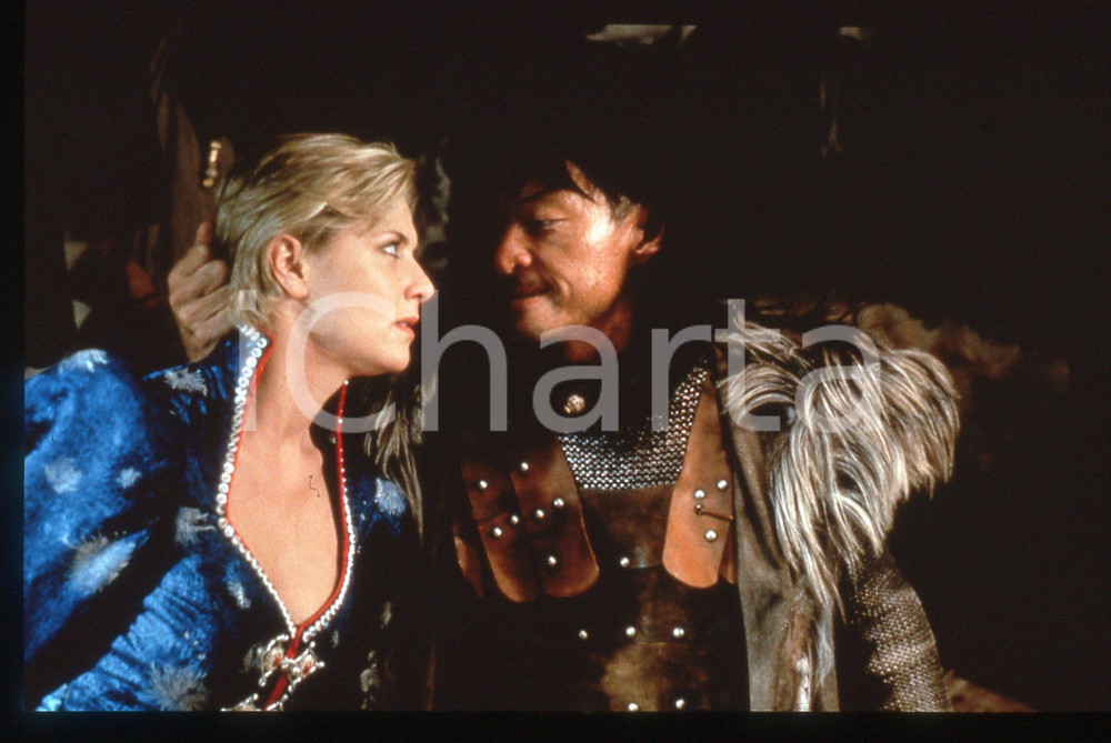 35mm vintage slide* 1997 STARGATE SG-1 - Amanda TAPPING in una scena del film
