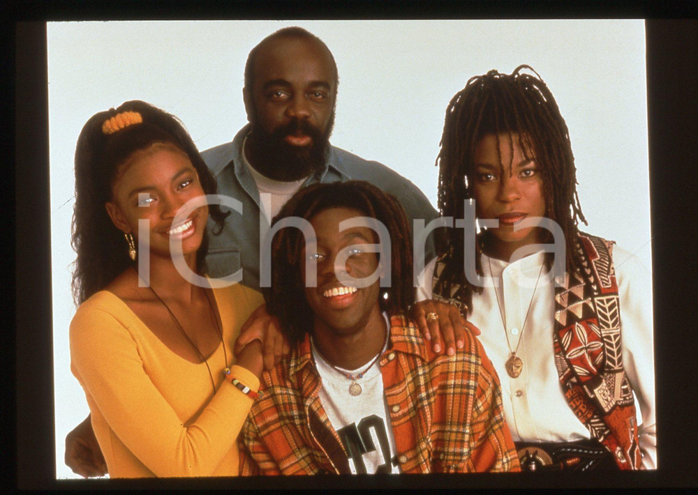 35mm vintage slide* 1993 WHERE I LIVE - Il cast della serie televisiva  (2)