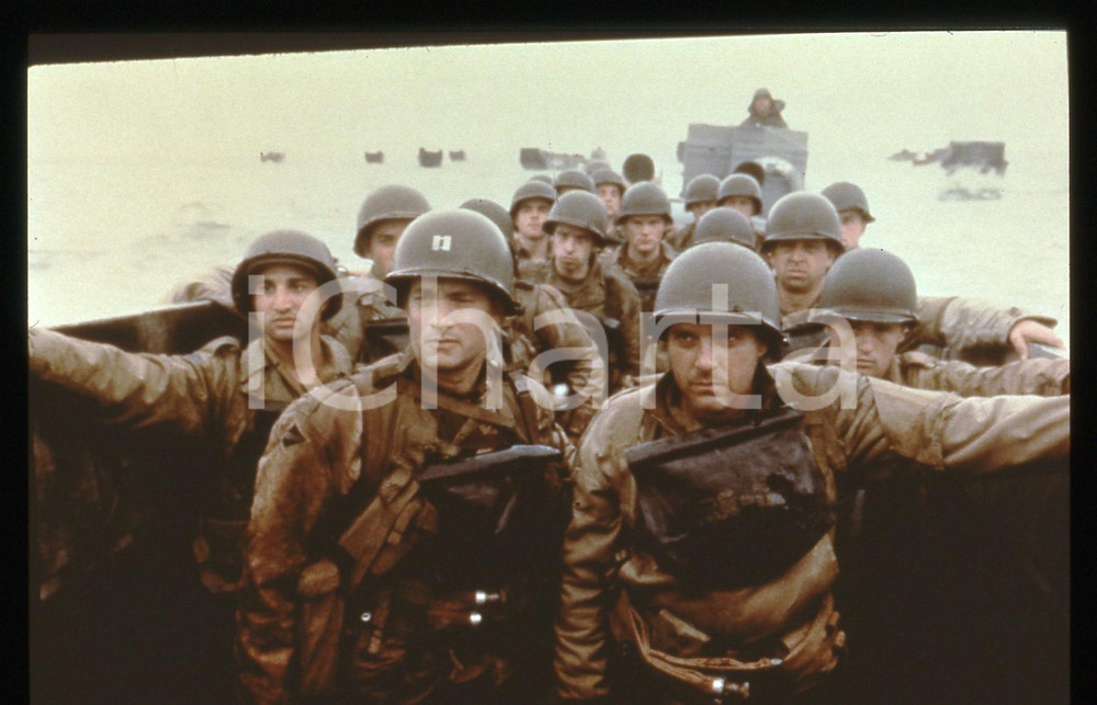 Fotografia d epoca originale 35mm vintage slide 1998 Film SALVATE IL SOLDATO RYAN  Tom HANKS e Tom SIZEMORE 1