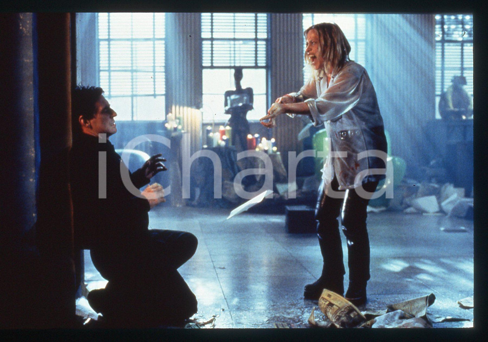 Fotografia d epoca originale 35mm vintage slide 1999 Film STIGMATA  Patricia ARQUETTE in una scena 1