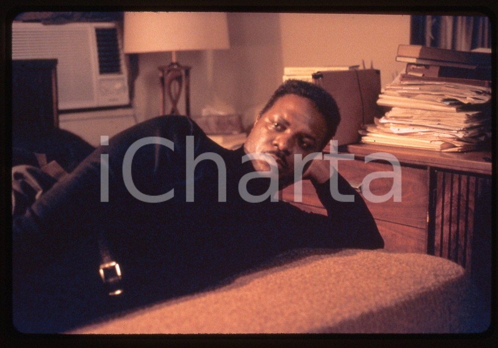 35mm vintage slide* 2001 Film STORYTELLING - Robert WISDOM in una scena