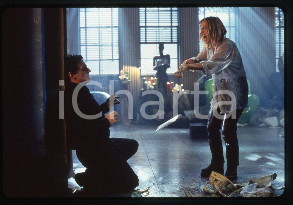 Fotografia d epoca originale 35mm vintage slide 1999 Film STIGMATA  Patricia ARQUETTE in una scena 3 1