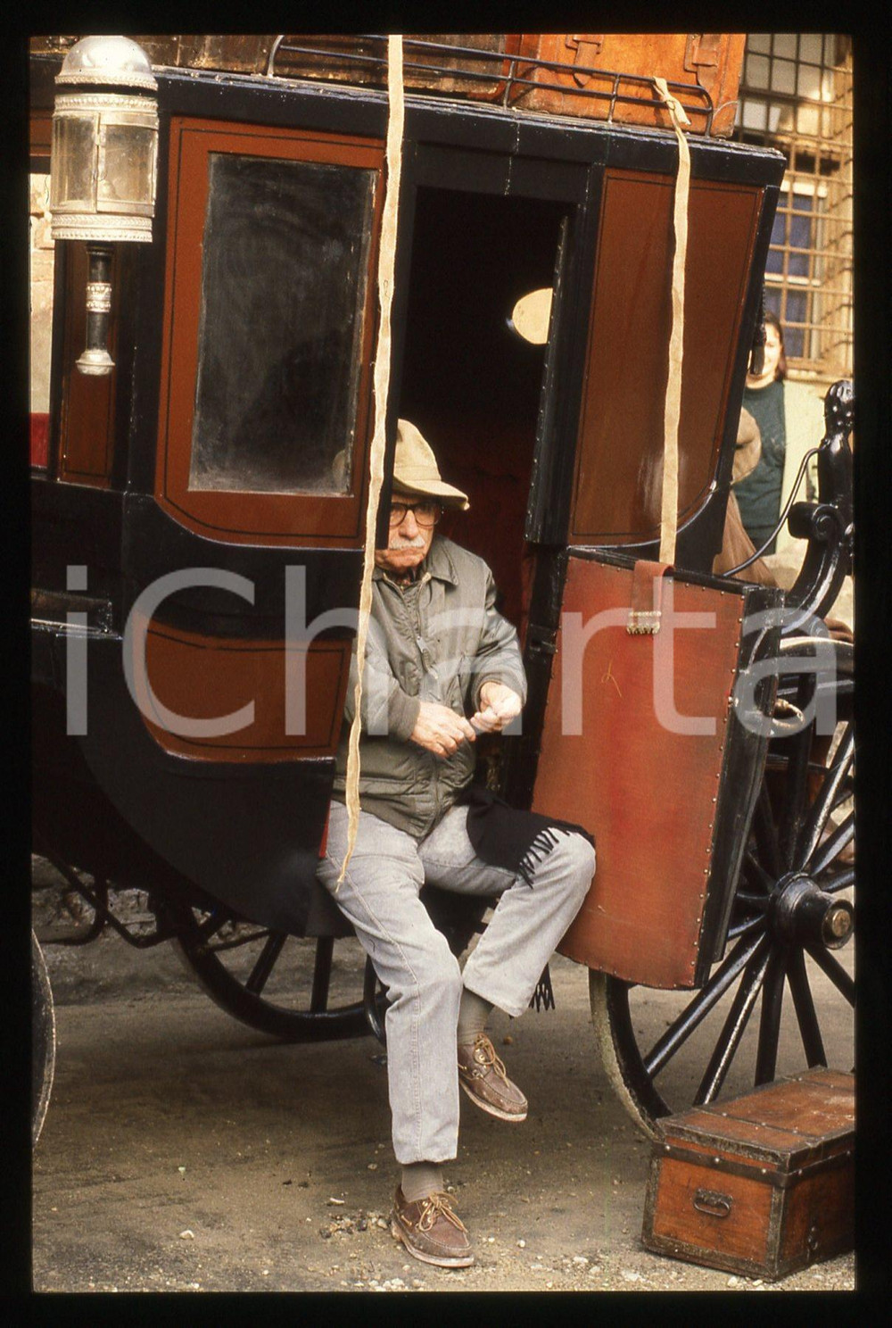 Fotografia d epoca originale 35mm vintage slide 1991 Film ROSSINI! ROSSINI!  Mario MONICELLI sul set 2 1