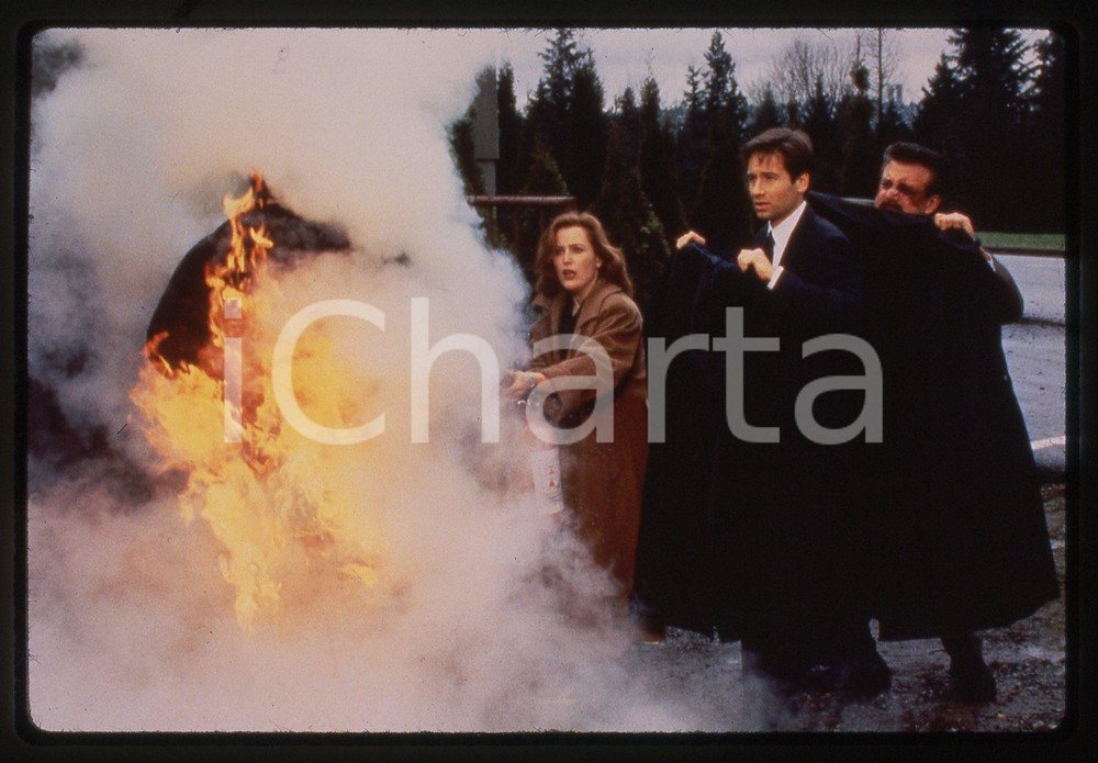Fotografia d epoca originale 35mm vintage slide 1993 THE X FILES  Gillian ANDERSON e David DUCHOVNY 2 1