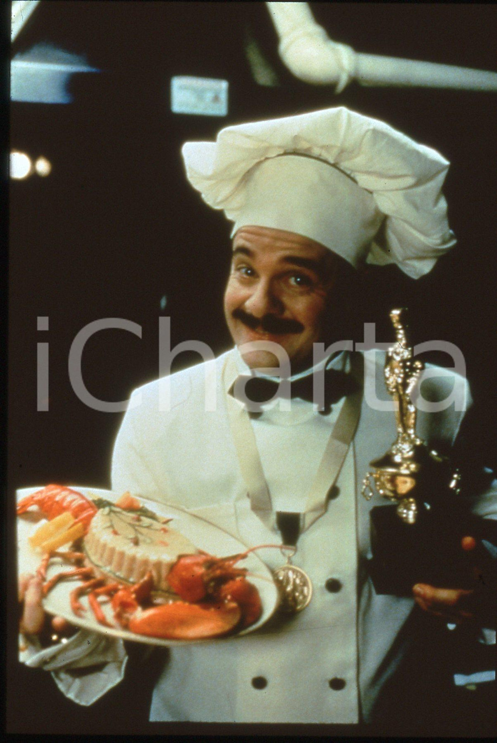 Fotografia d epoca originale 35mm vintage slide 1997 Film MOUSEHUNT  Nathan LANE in una scena 2 1