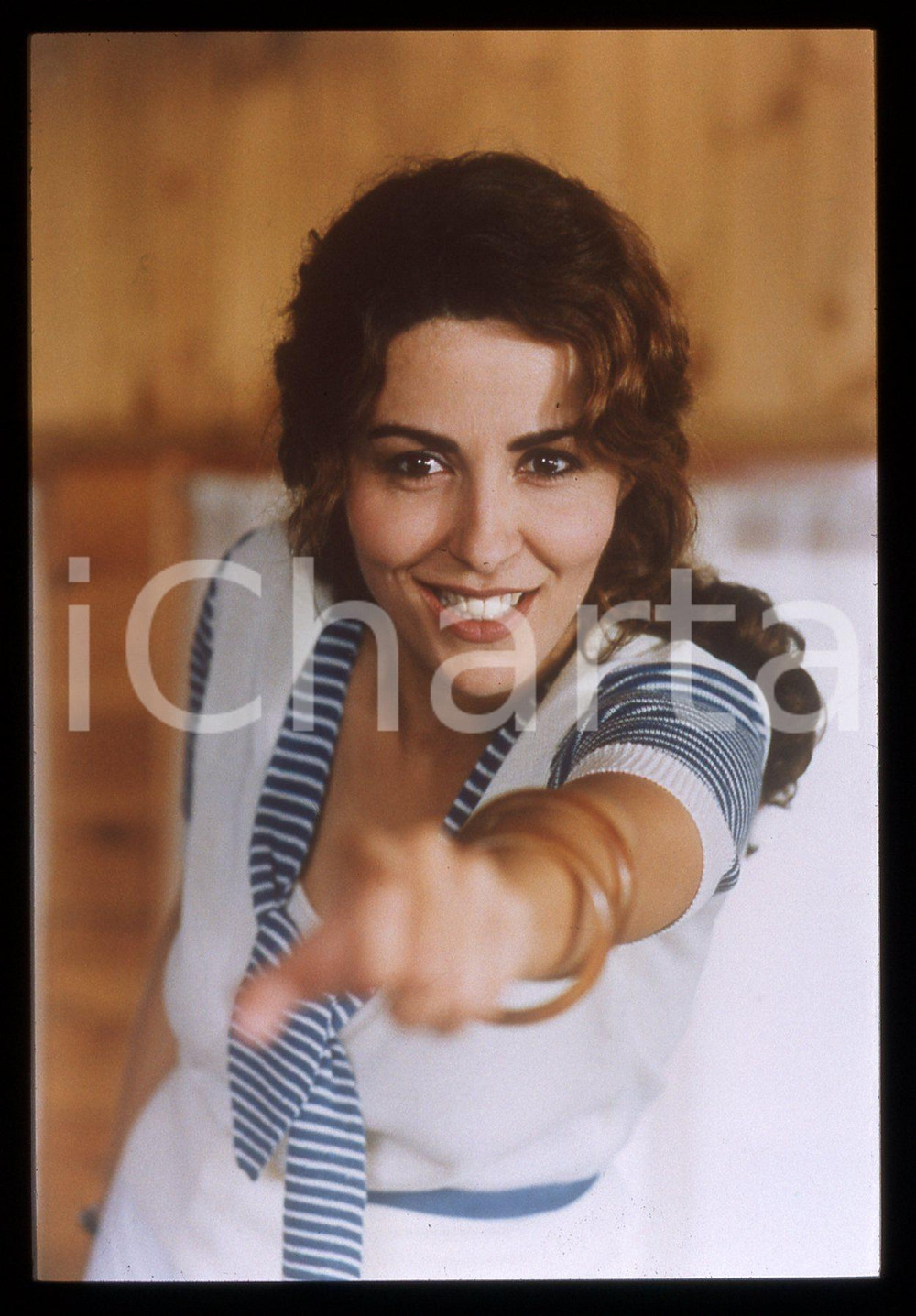 35mm vintage slide* 1998 Film TU RIDI - Sabrina FERILLI in una scena