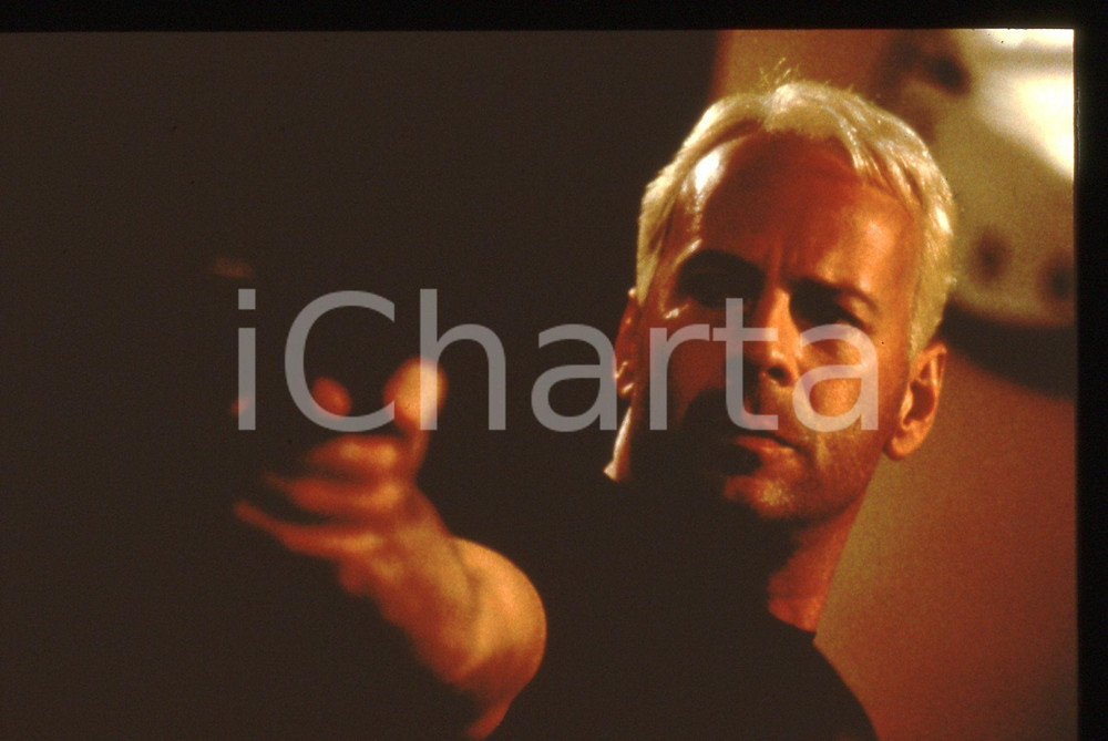 35mm vintage slide* 1997 Film THE JACKAL - Bruce WILLIS in una scena (2)