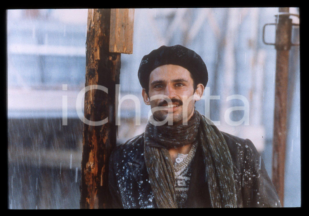 Fotografia d epoca originale 35mm vintage slide 1998 Film COSI  RIDEVANO  Enrico LO VERSO in una scena 1