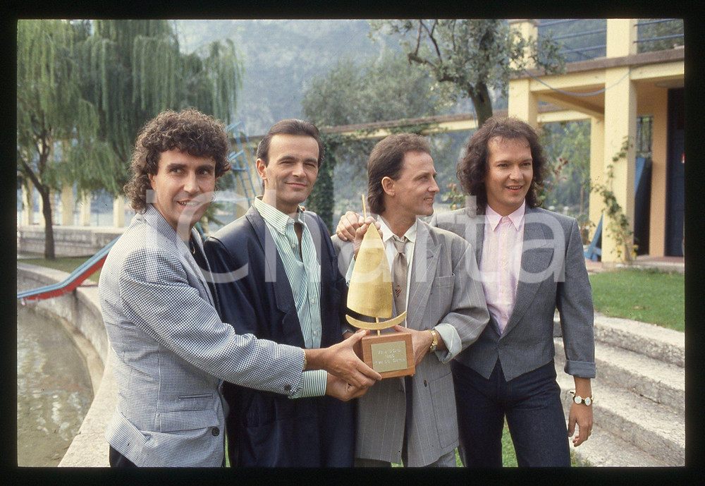 35mm vintage slide* 1988 RIVA DEL GARDA - POOH vincitori premio VELA D'ORO (2)
