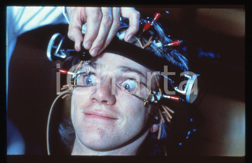 Fotografia d'epoca originale 35mm vintage slide* 1971 Film ARANCIA MECCANICA - Malcolm MCDOWELL in una scena 1
