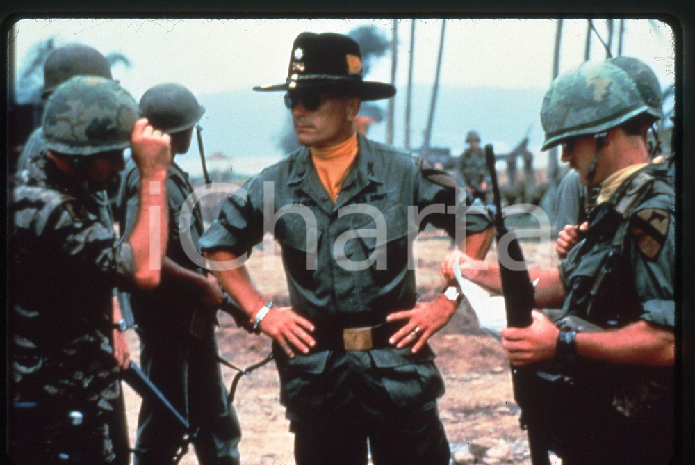 35mm vintage slide* 2001 Film APOCALYPSE NOW REDUX - Robert DUVALL in una scena