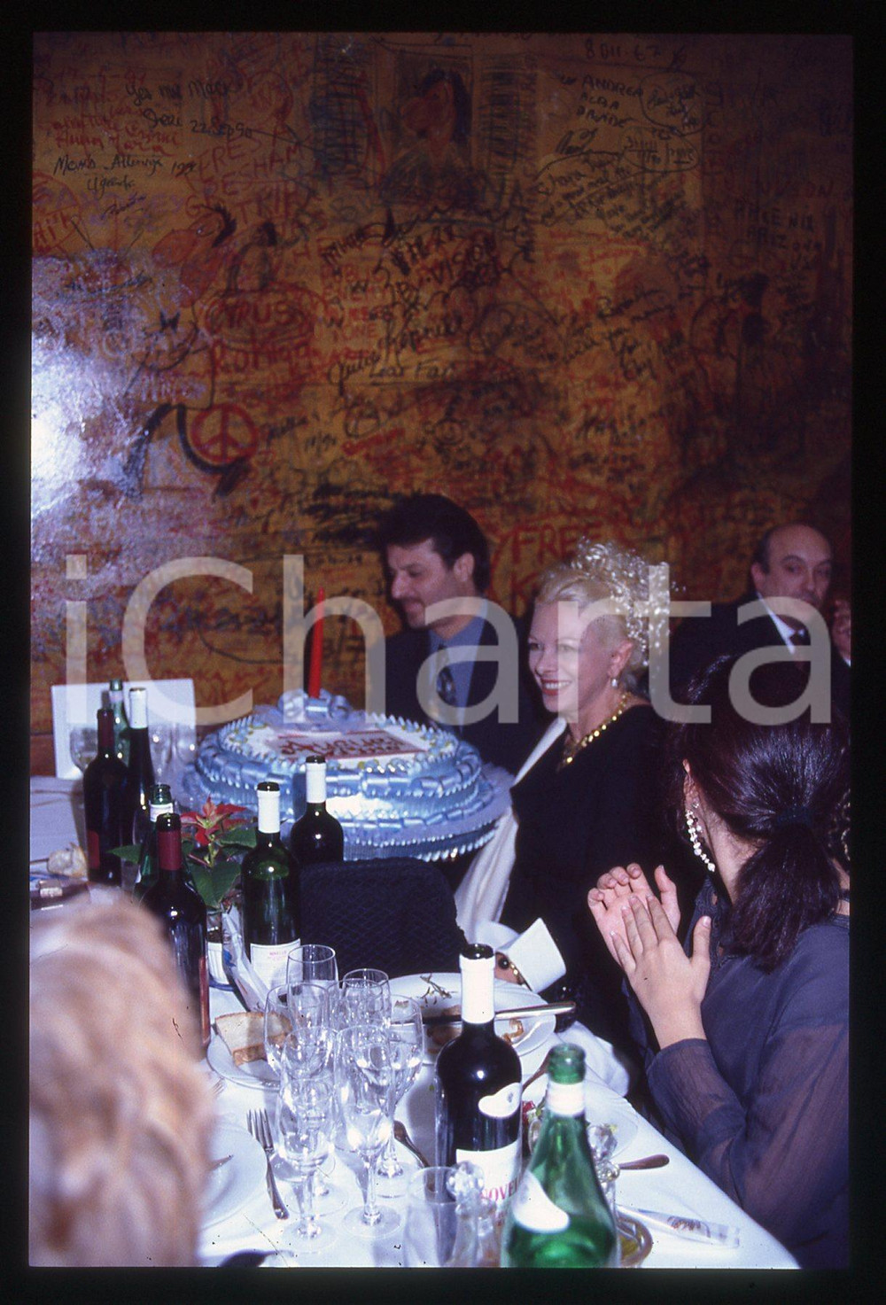 35mm vintage slide* 1990ca COSTUME - Sandra MILO a cena con Pino LO PRESTI (4)