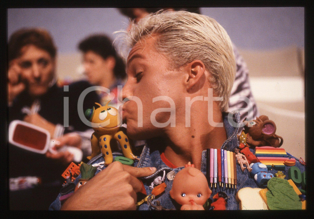 Fotografia d epoca originale 35mm vintage slide 1989 FINALMENTE VENERDI  Terry BEEMAN ritratto ballerino 2 1