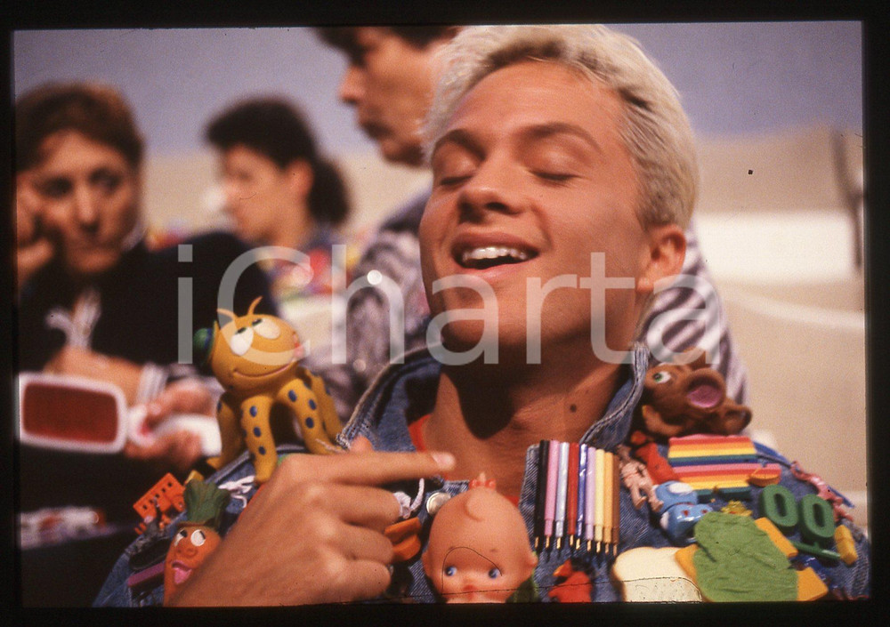 Fotografia d epoca originale 35mm vintage slide 1989 FINALMENTE VENERDI  Terry BEEMAN ritratto ballerino 4 1