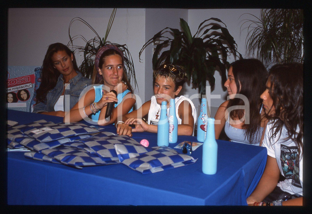 35mm vintage slide* 2001 MILANO - MESSAGGERIE MUSICALI Megan GALE e i GAZOSA