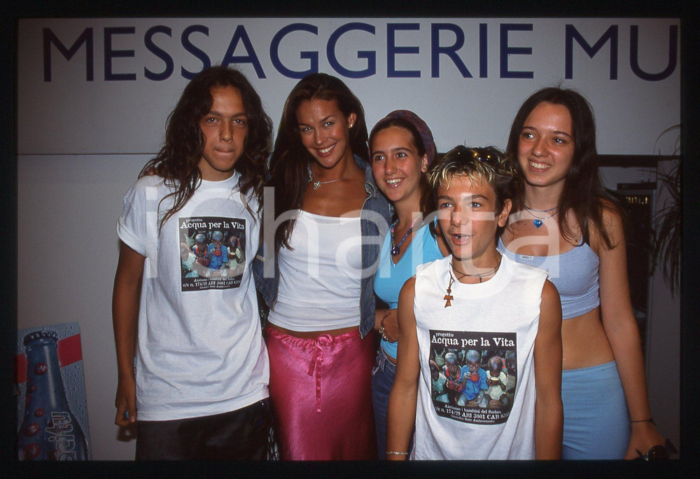 35mm vintage slide* 2001 MILANO - MESSAGGERIE MUSICALI Megan GALE e i GAZOSA (3)