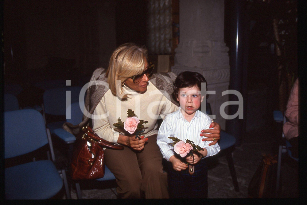 35mm vintage slide* 1990ca MILANO Sandra MONDAINI Ritratto dell'attrice