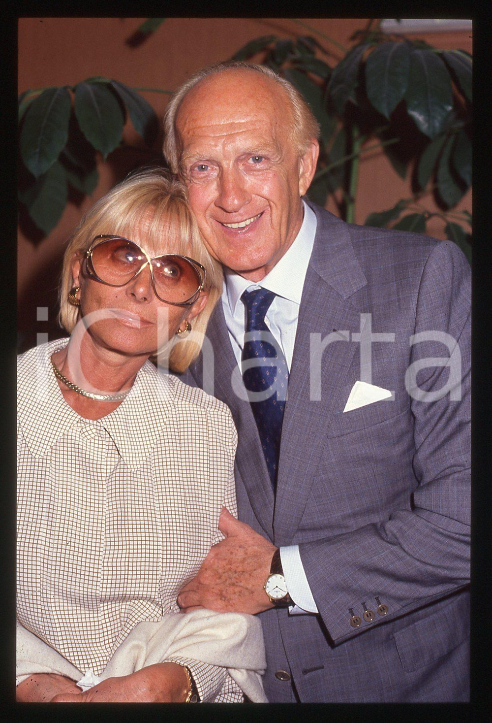 35mm vintage slide* 1990ca COSTUME - Sandra MONDAINI e Raimondo VIANELLO (5)