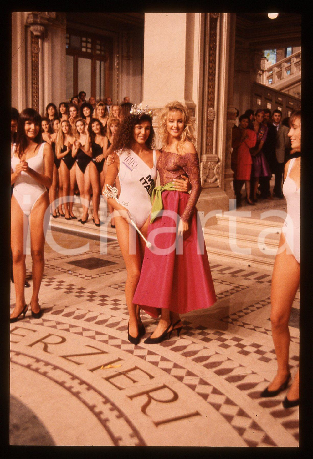 35mm vintage slide* 1990 SALSOMAGGIORE - Miss ITALIA Rosangela BESSI (2)