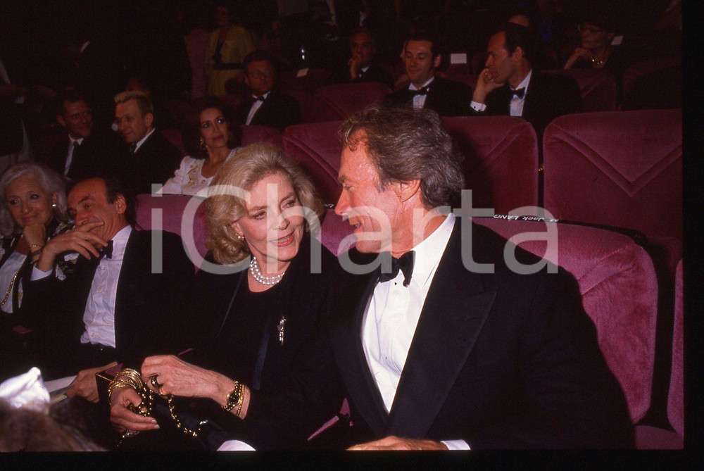 35mm vintage slide* 1990 Festival CANNES - Lauren BACALL e Clint EASTWOOD (2)