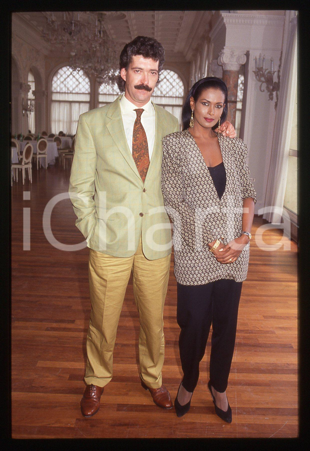 35mm vintage slide* 1990ca COSTUME-  Zeudi ARAYA e Massimo CRISTALDI (2)