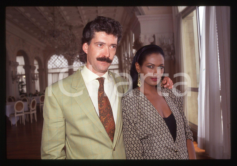 35mm vintage slide* 1990ca VENEZIA  Zeudi ARAYA e Massimo CRISTALDI (4)