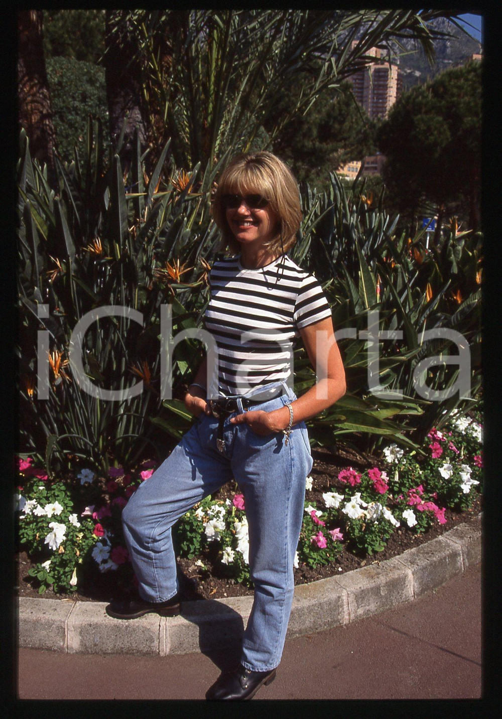 35mm vintage slide* 1995 MONTECARLO Olivia NEWTON-JOHN ai WORLD MUSIC AWARDS (4)