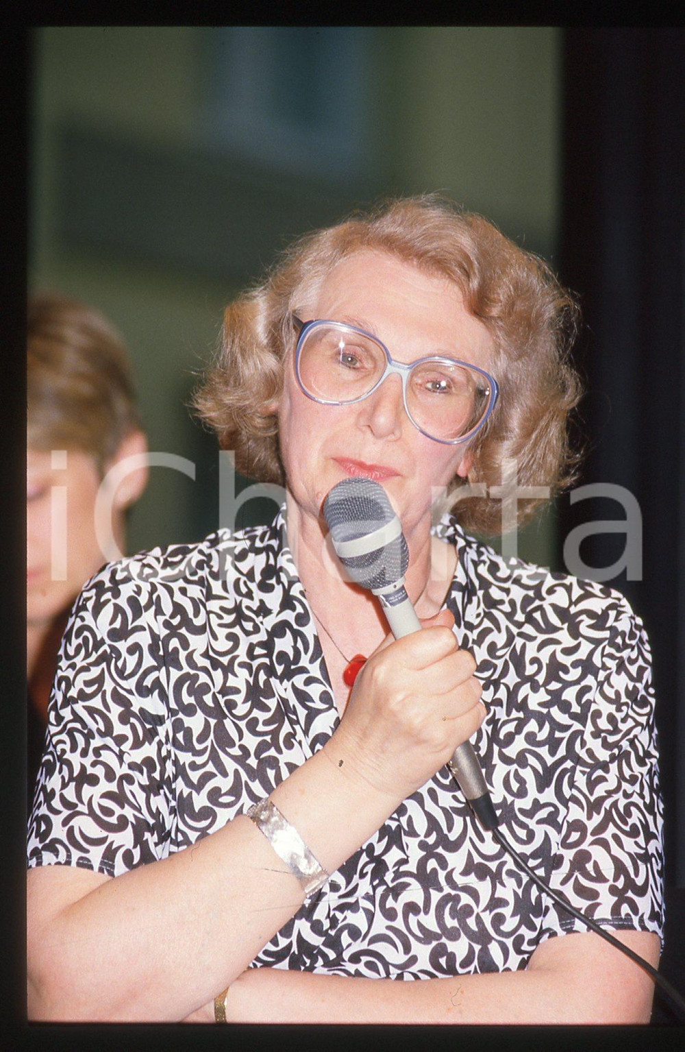 35mm vintage slide* 1990ca COSTUME - Hazel HOLT ritratto della scrittrice (8)