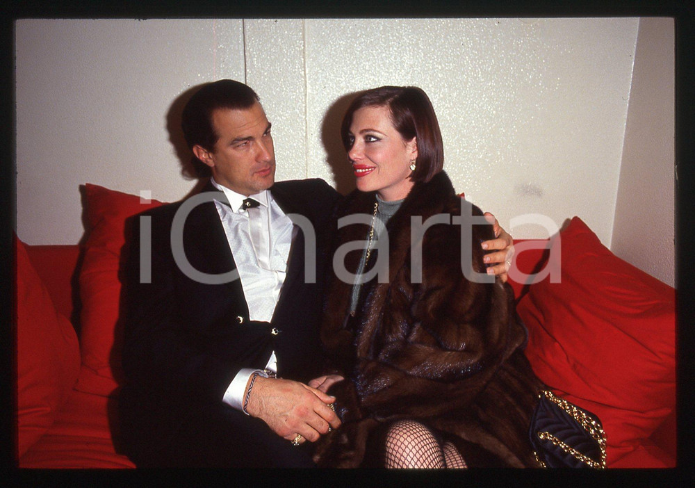 35mm vintage slide* 1990ca COSTUME - Steven SEAGAL e Kelly LEBROCK Ritratto