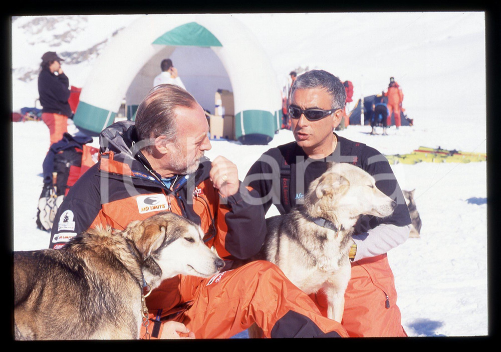 35mm vintage slide* 2001 CERVINIA Amedeo DI SAVOIA e Dodo PERRI al campo base 