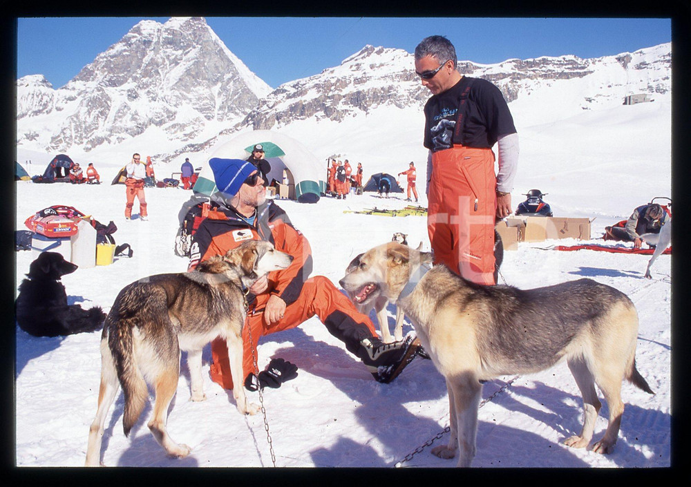 35mm vintage slide* 2001 CERVINIA Amedeo DI SAVOIA e Dodo PERRI al campo base 4