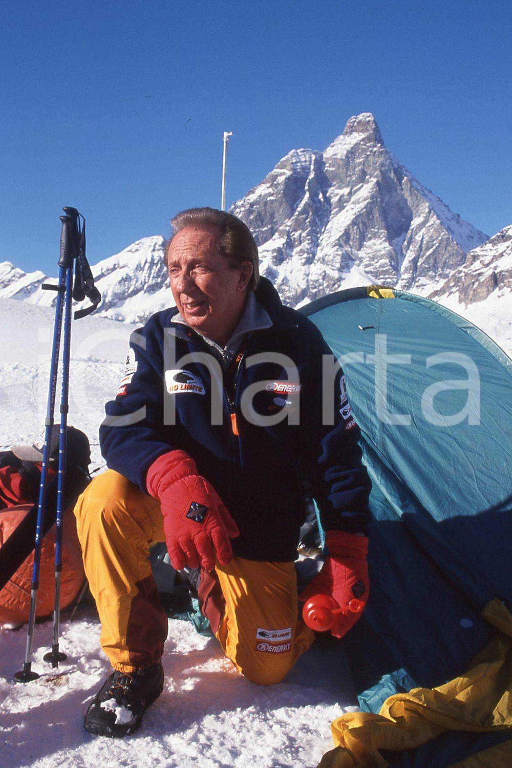 35mm vintage slide* 2001 CERVINIA Mike BONGIORNO prepara spedizione Polo Nord 29