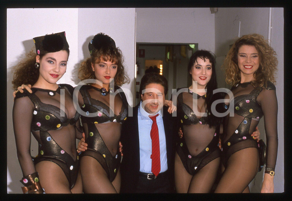 Fotografia d'epoca originale 35mm vintage slide* 1989 CANALE 5 ODIENS Alvaro VITALI Paola BARALE e LITTORINE 1