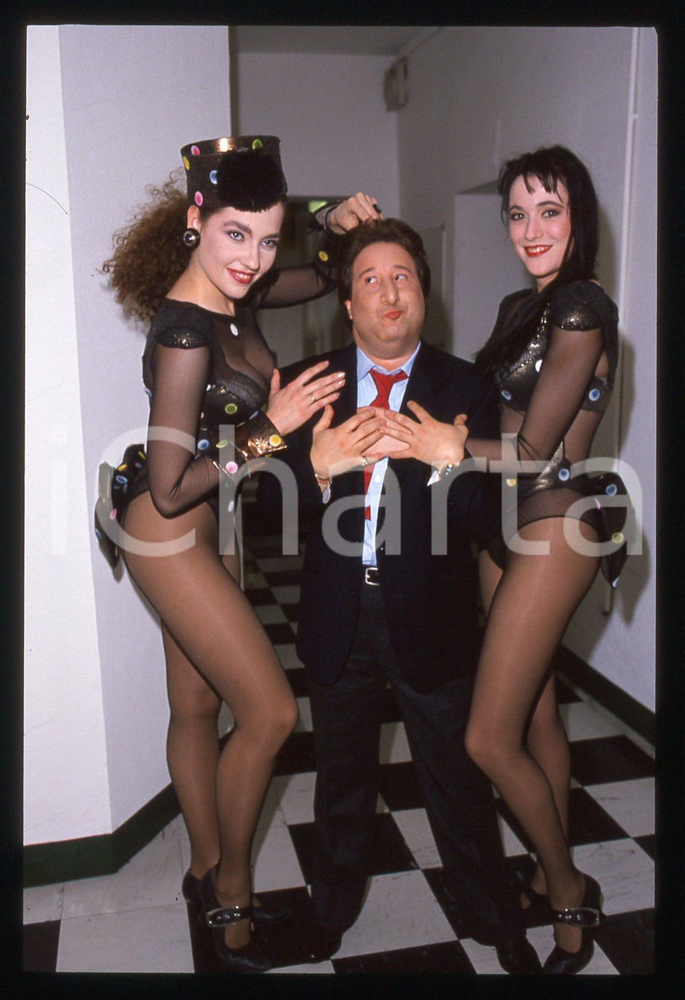 Fotografia d'epoca originale 35mm vintage slide* 1989 CANALE 5 Alvaro VITALI con le LITTORINE di ODIENS (4) 1