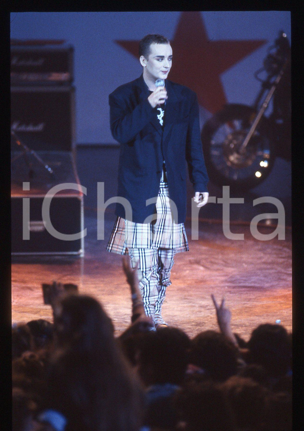 Fotografia d epoca originale 35mm vintage slide 1988 MILANO Rolling Stone Boy GEORGE a 1,2,3 JOVANOTTI 7 1
