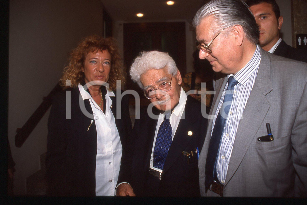 Fotografia d'epoca originale 35mm vintage slide* 1998 MILANO CARIPLO Luigi DI BELLA e Cristiana MUSCARDINI *4 1