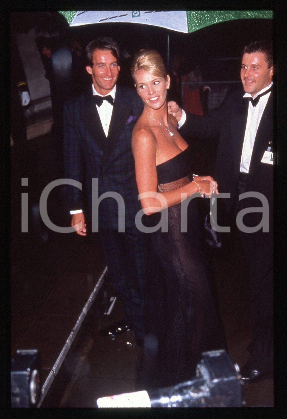35mm vintage slide* 1995 LONDRA Elle MACPHERSON e Tim JEFFRIES ai BAFTA AWARDS *