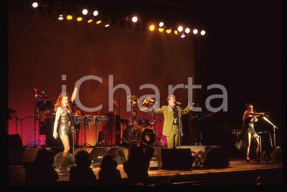 35mm vintage slide* 1990ca Gruppo THE B-52S Kate PIERSON e Fred SCHNEIDER (17)