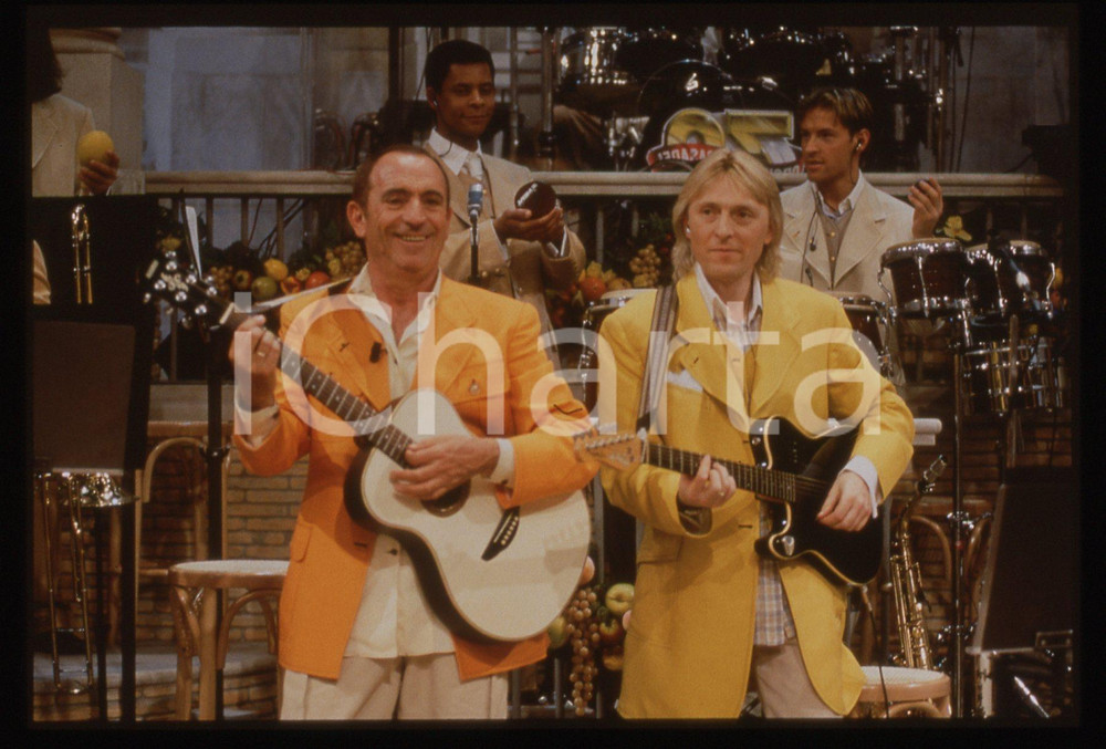 35mm vintage slide* 1998 RAI 1 Raoul CASADEI a IL PAESE DELLE MERAVIGLIE