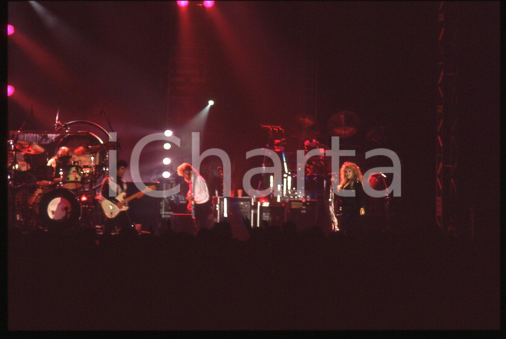 35mm vintage slide* 1990ca MUSICA FLEETWOOD MAC Il gruppo durante un concerto