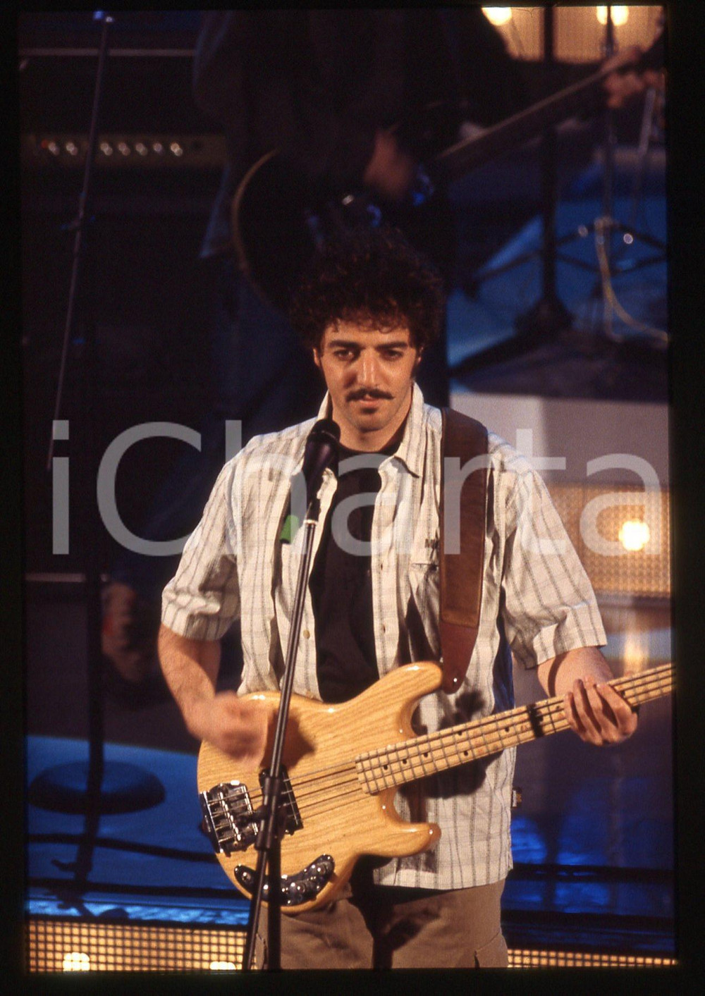 35mm vintage slide* 1995ca ITALIA MUSICA Max GAZZE' durante un concerto (2)